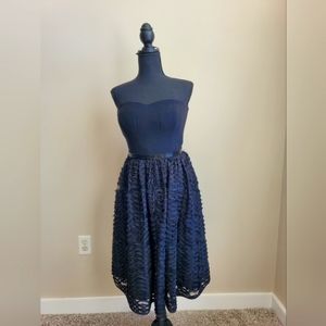 Black Strapless Calvin Klein Cocktail Dress, Size 10